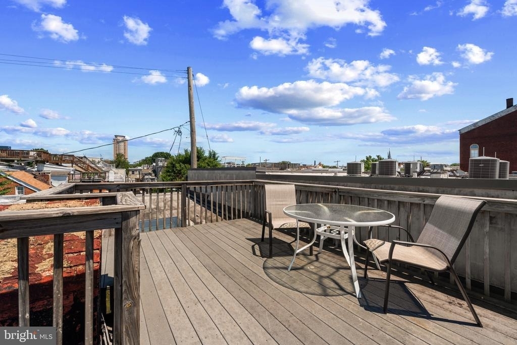 1106 William Street - Photo 16