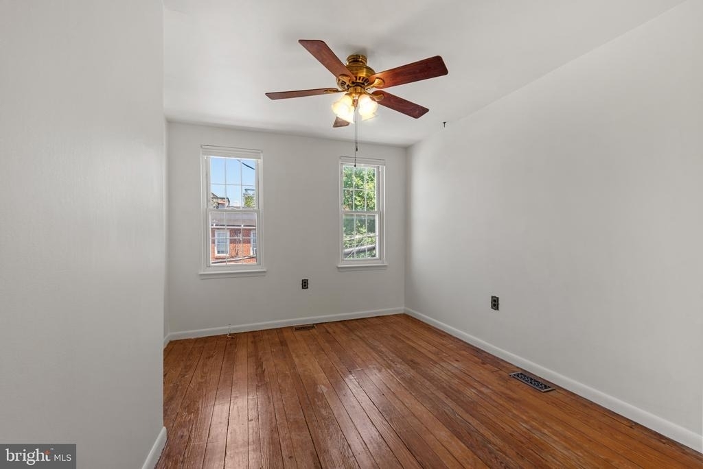 1106 William Street - Photo 32