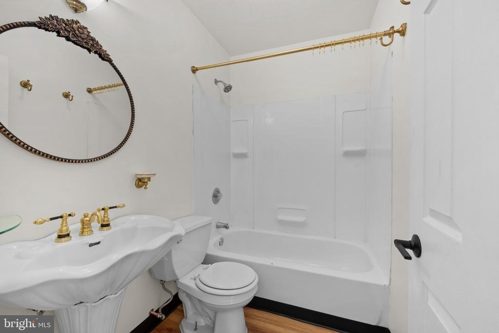 1106 William Street - Photo 12
