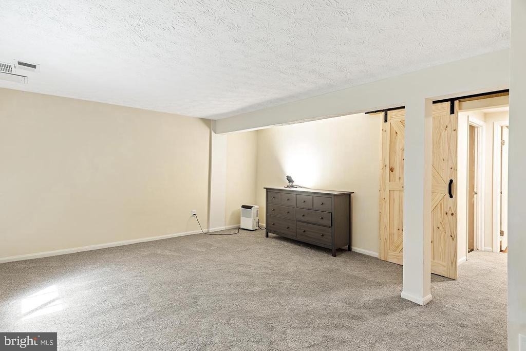 377 Valiant Circle - Photo 28