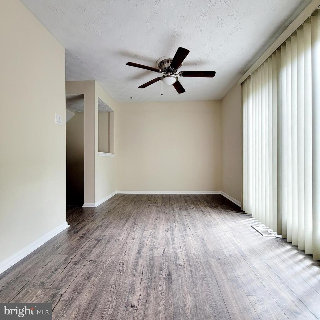 377 Valiant Circle - Photo 15
