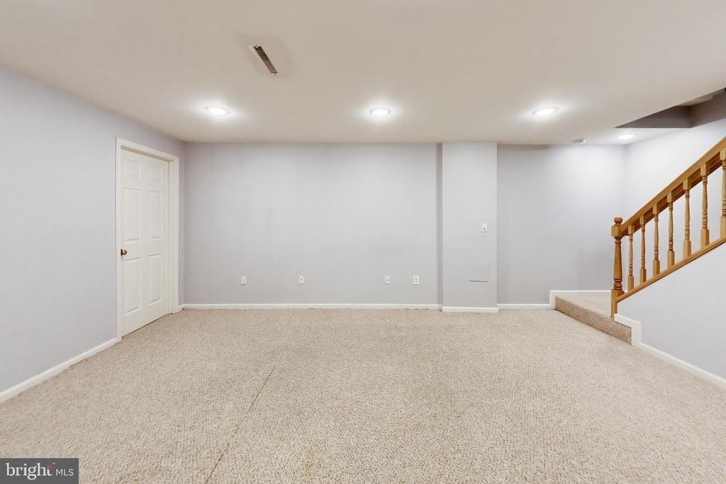 8071 Clark Station Road - Photo 29