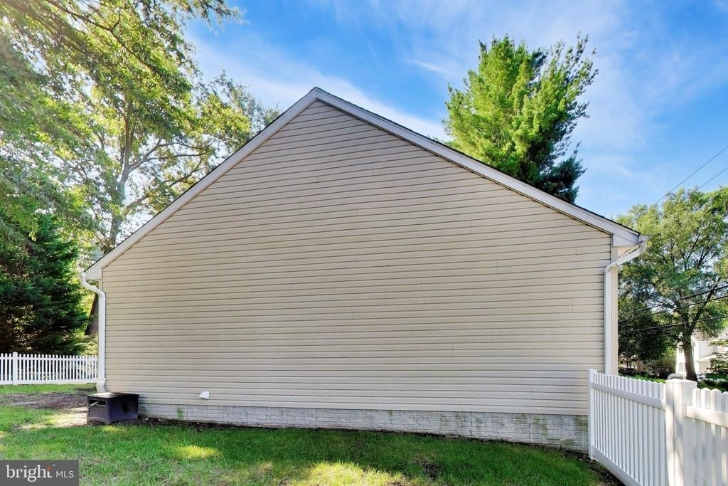 8071 Clark Station Road - Photo 43