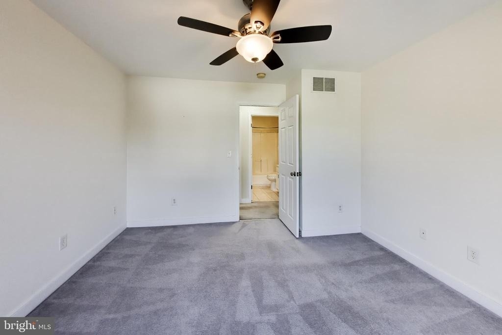 8071 Clark Station Road - Photo 24