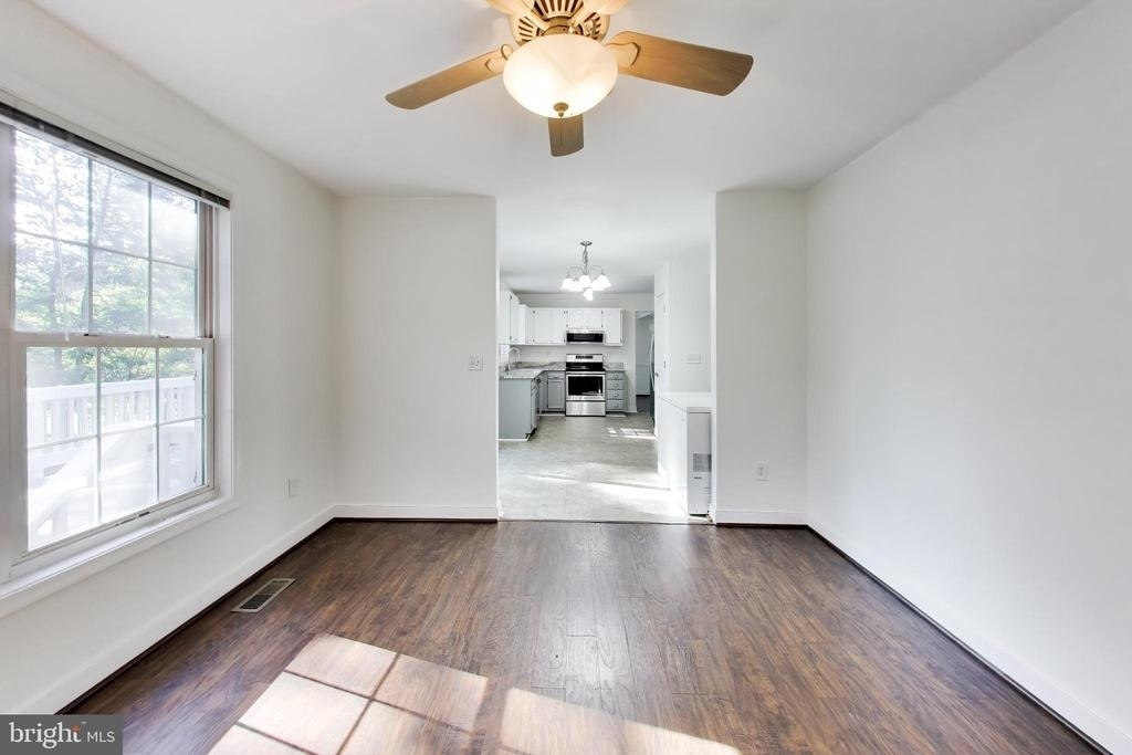8071 Clark Station Road - Photo 9