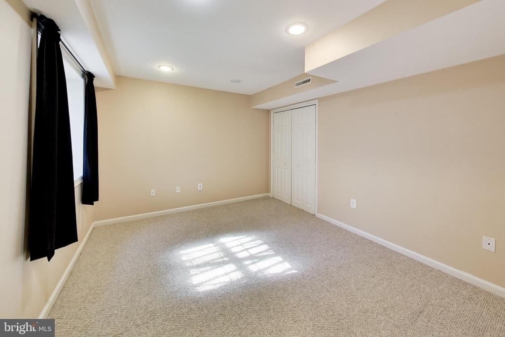8071 Clark Station Road - Photo 31