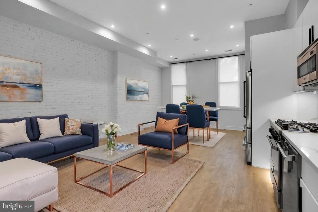725 Euclid Street Nw - Photo 1