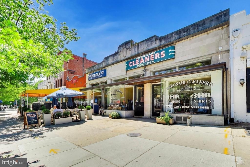 2501 Calvert Street Nw - Photo 30