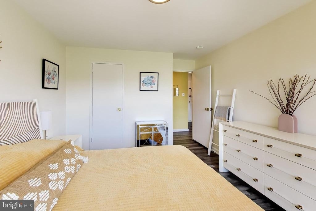 2501 Calvert Street Nw - Photo 10