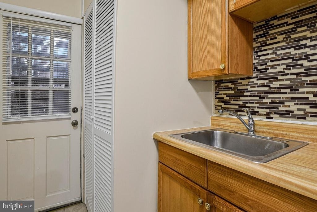 3427 B Street Se - Photo 11