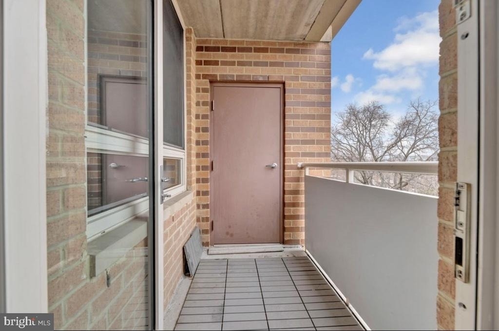 355 I Street Sw - Photo 13