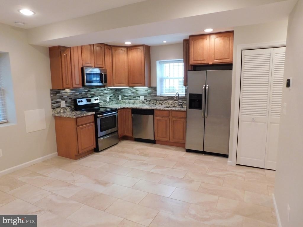 308 Webster Street Nw - Photo 18