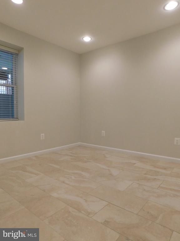 308 Webster Street Nw - Photo 22