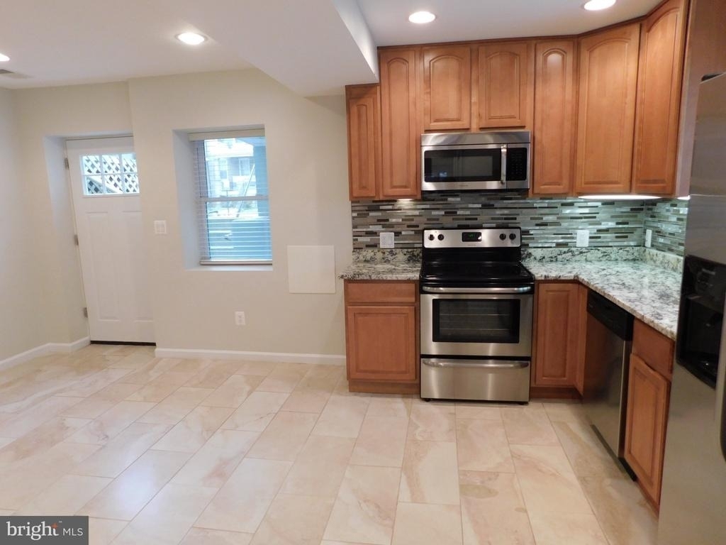 308 Webster Street Nw - Photo 17
