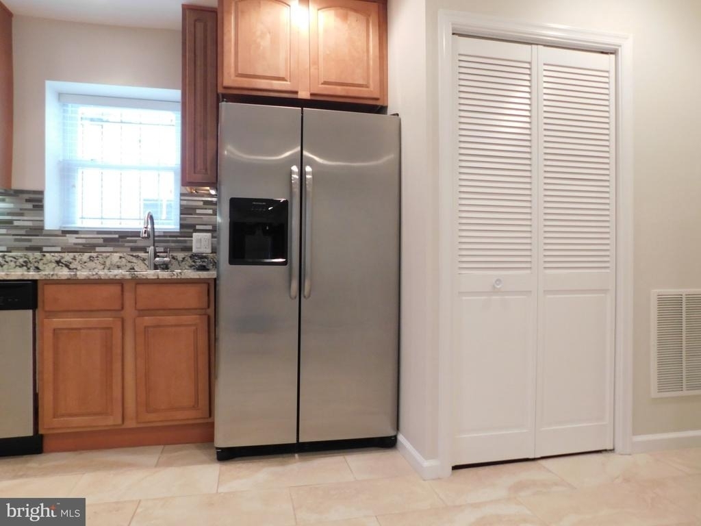 308 Webster Street Nw - Photo 12