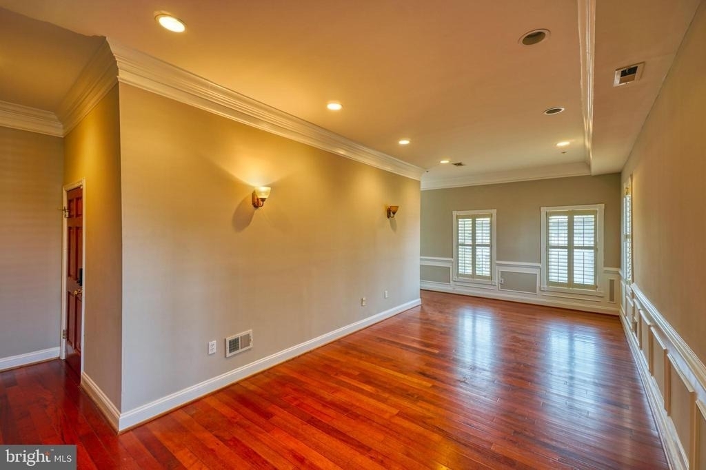 3537 New Hampshire Avenue Nw - Photo 2