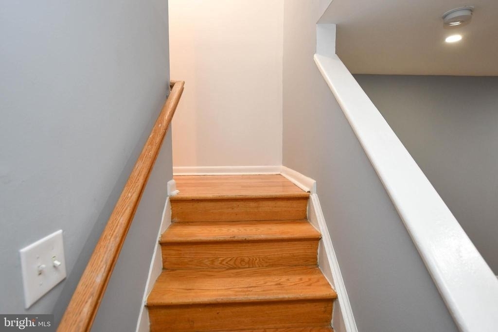 1704 Ne Montana Avenue Ne - Photo 8