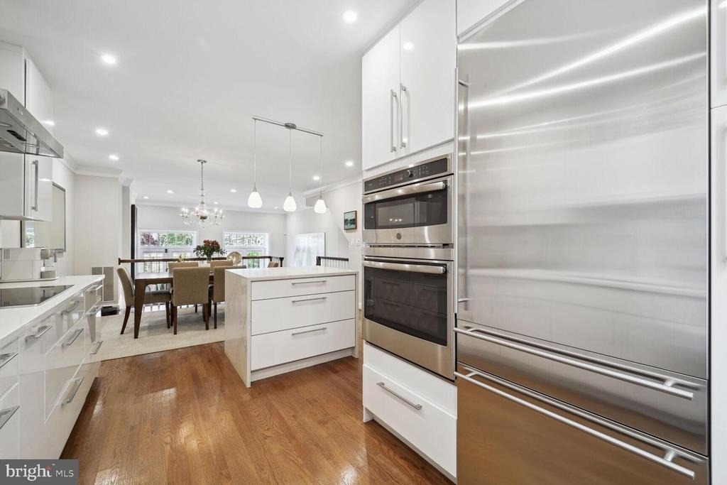 4373 Westover Place Nw - Photo 9