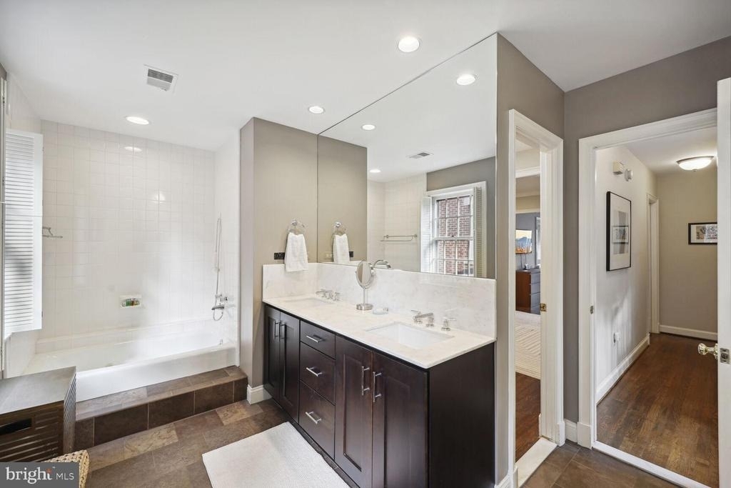 4373 Westover Place Nw - Photo 16