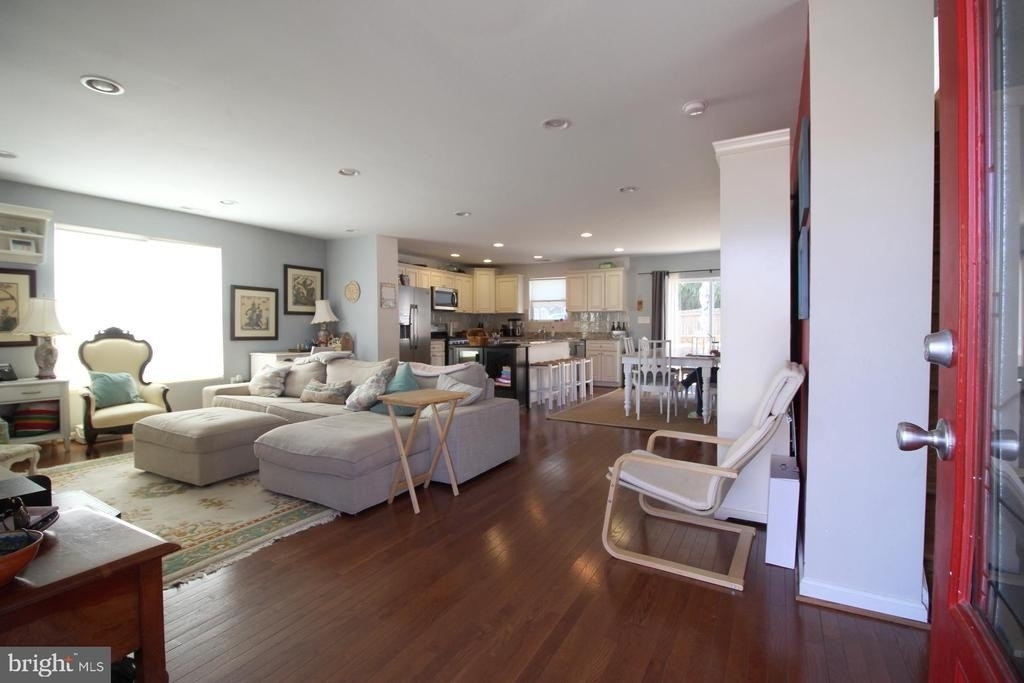 3114 16th Street Ne - Photo 5