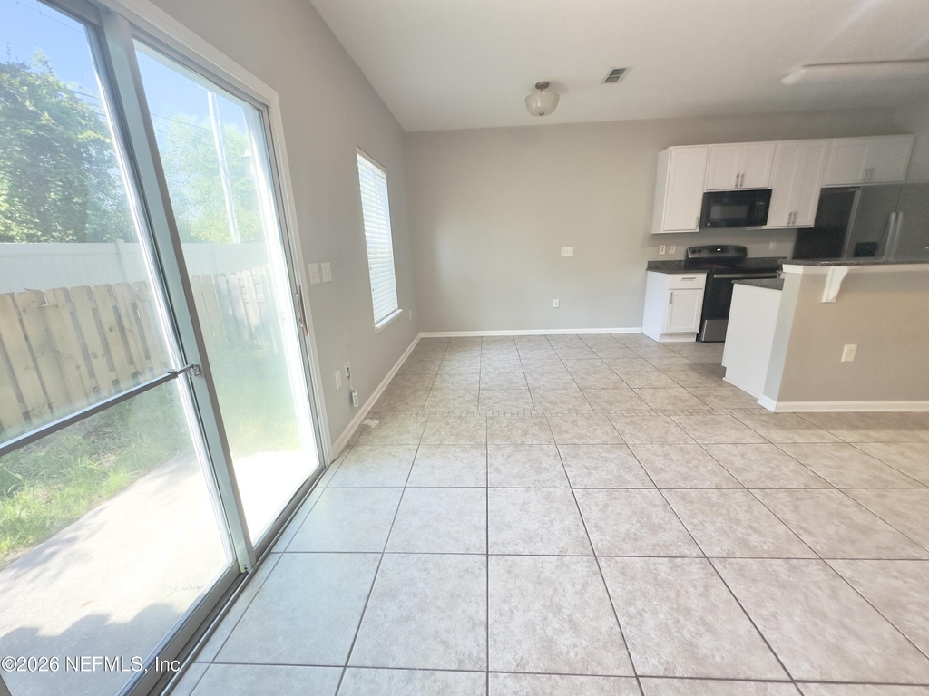 284 Moultrie Village Lane - Photo 5