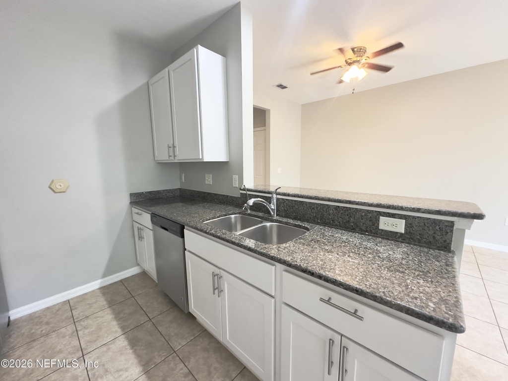 284 Moultrie Village Lane - Photo 10