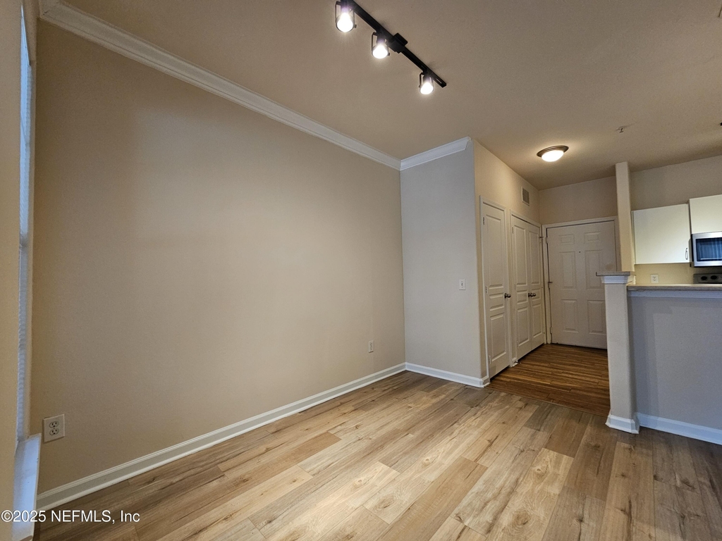 8290 Gate Parkway - Photo 7