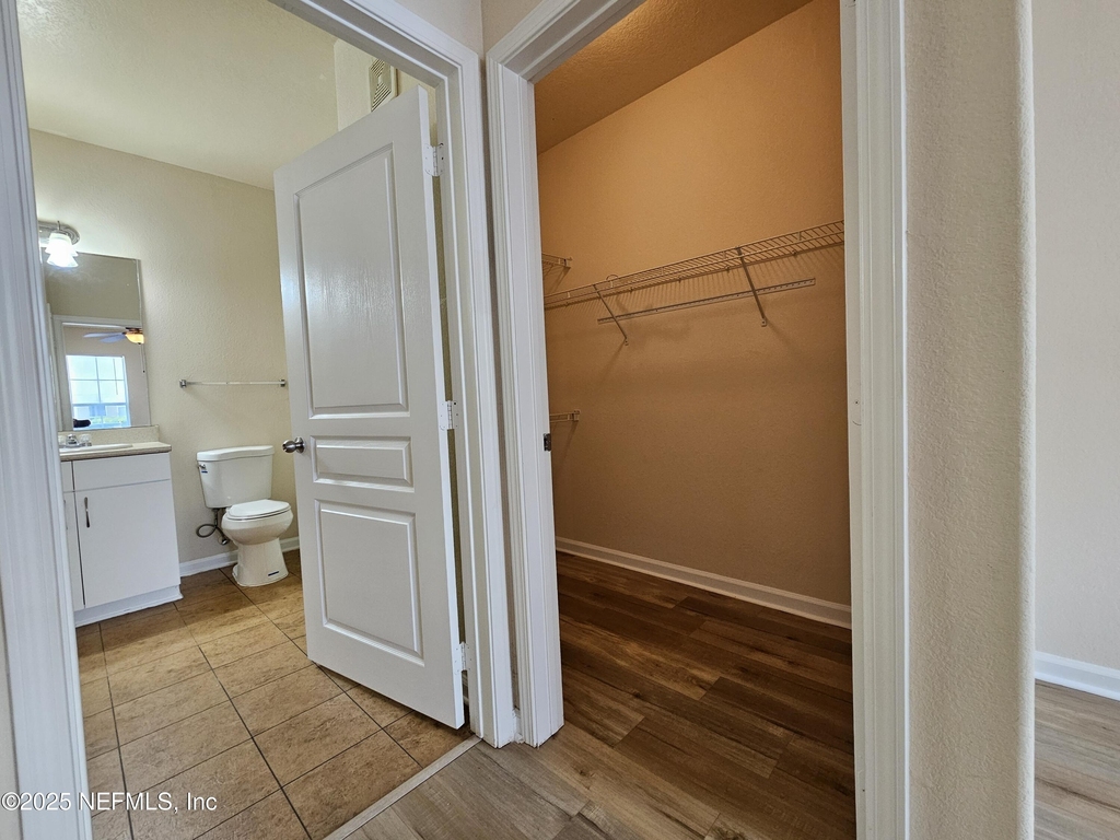 8290 Gate Parkway - Photo 11