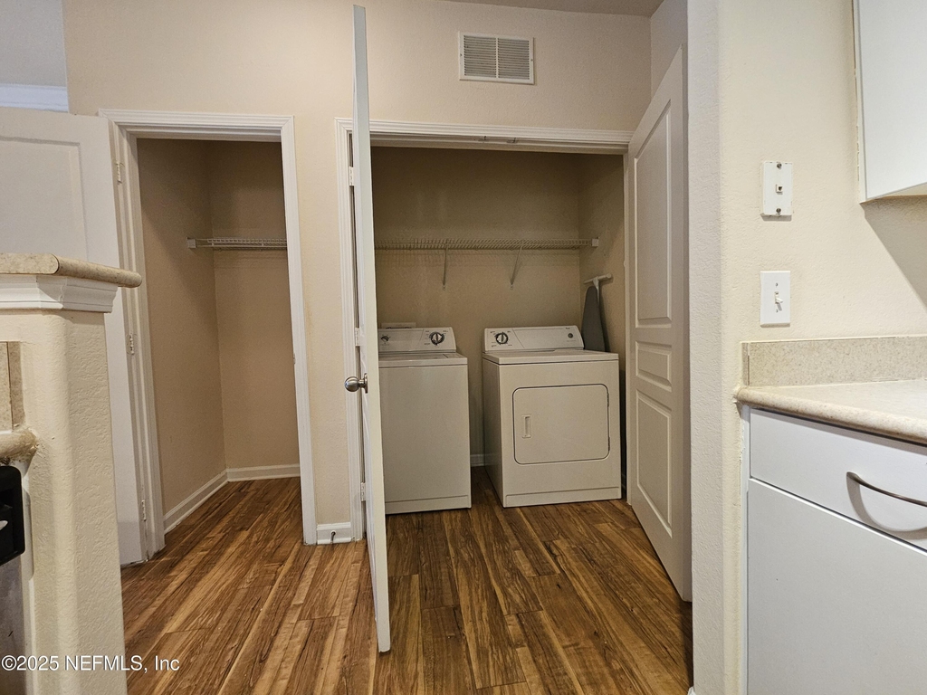 8290 Gate Parkway - Photo 14