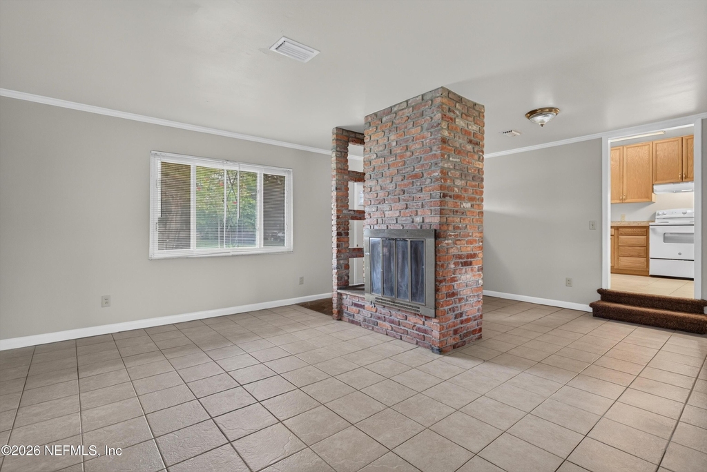 2618 Arlex Drive E - Photo 8
