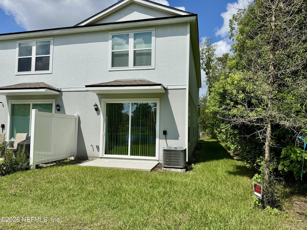 5989 Ortega Lake Drive - Photo 10