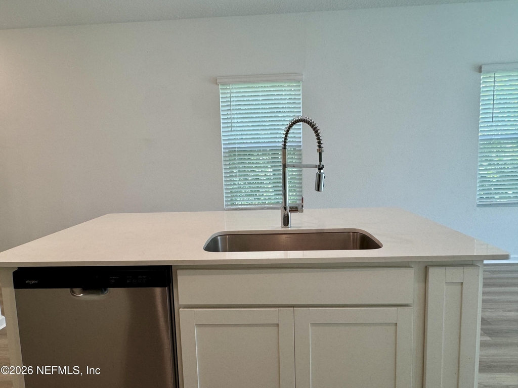 5989 Ortega Lake Drive - Photo 4