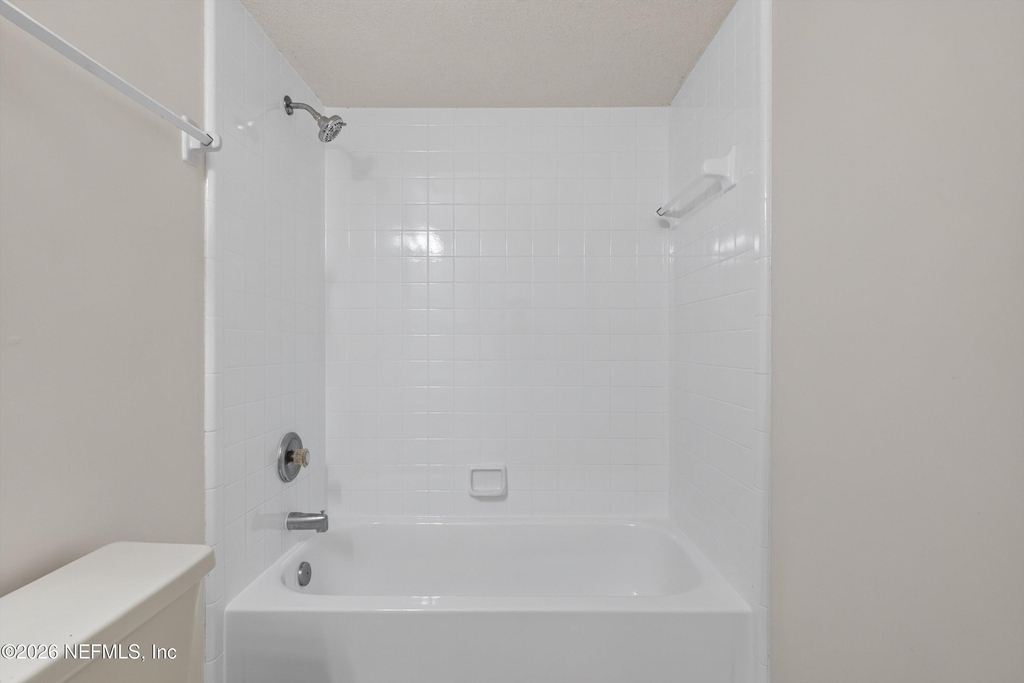 1445 Classic Oak Road W - Photo 18