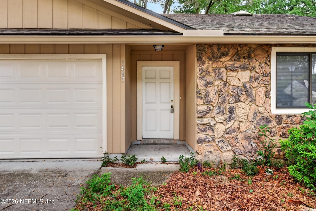 1445 Classic Oak Road W - Photo 3