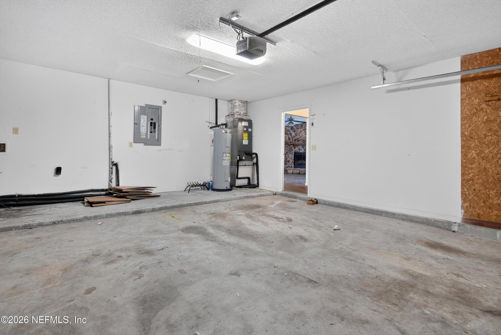 1445 Classic Oak Road W - Photo 24