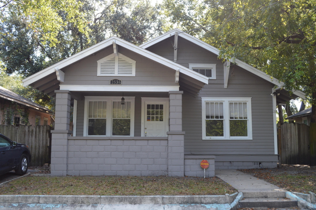 2536 Phyllis Street - Photo 1
