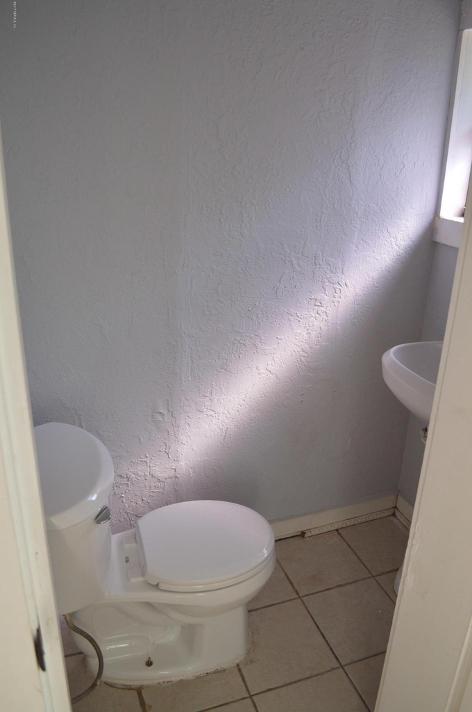 2536 Phyllis Street - Photo 16