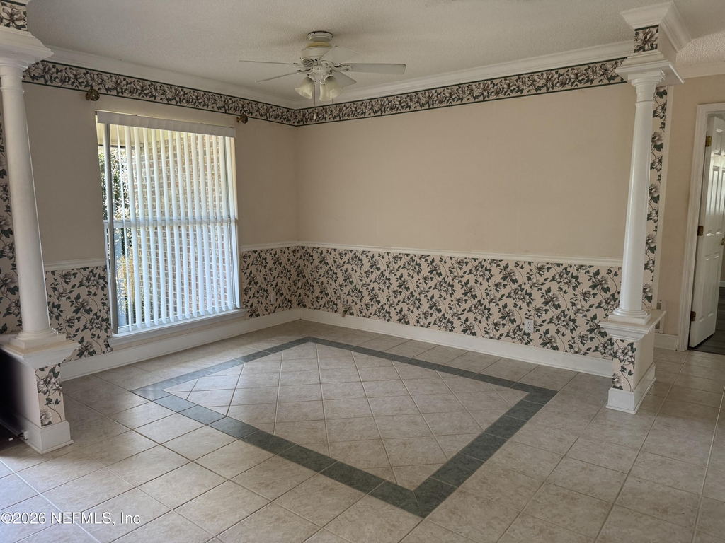 577 Cody Drive - Photo 2