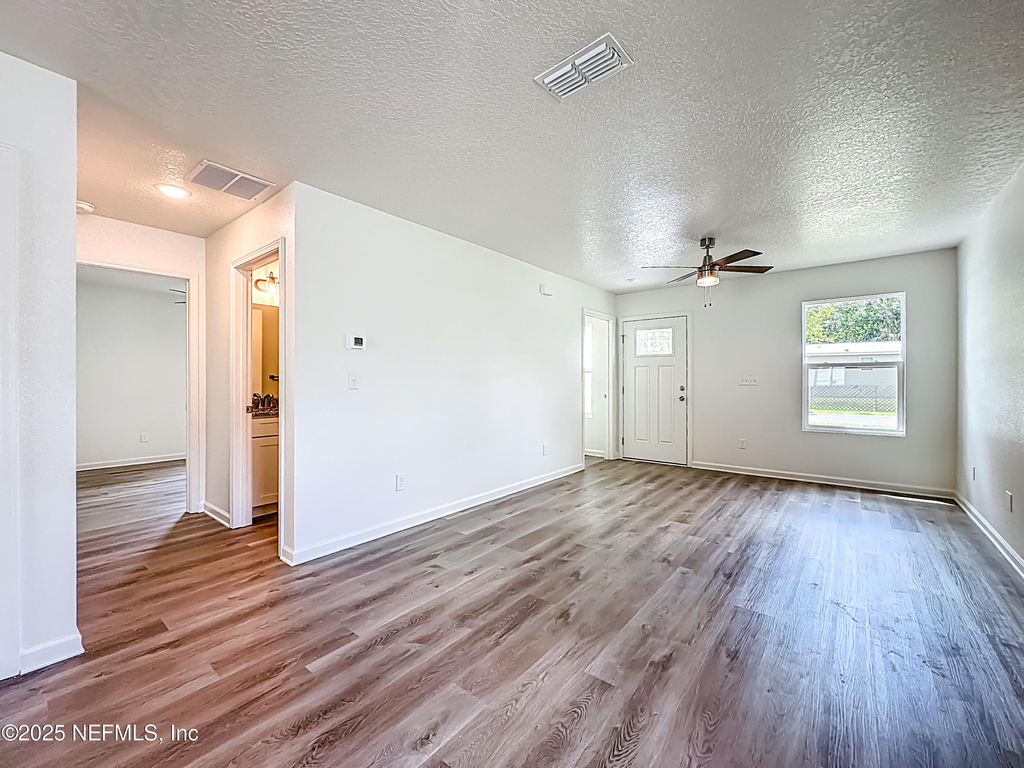 780 W 5th Street - Photo 3