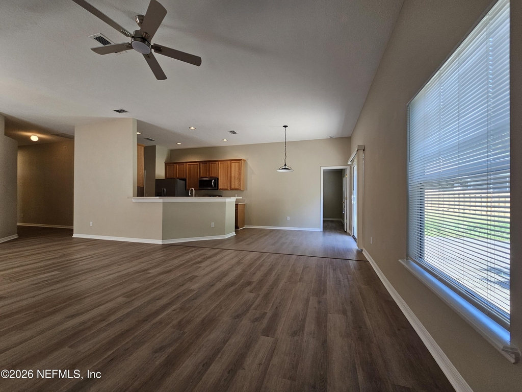 1616 Austin Lane - Photo 11
