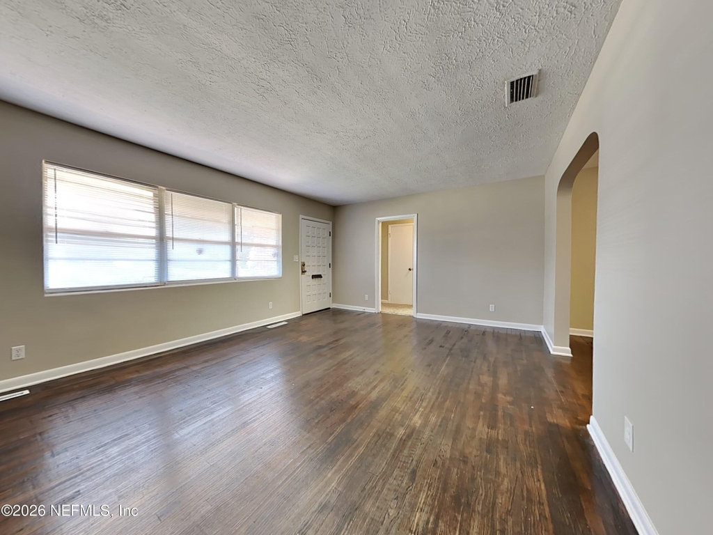 1332 Arlingwood Avenue - Photo 1