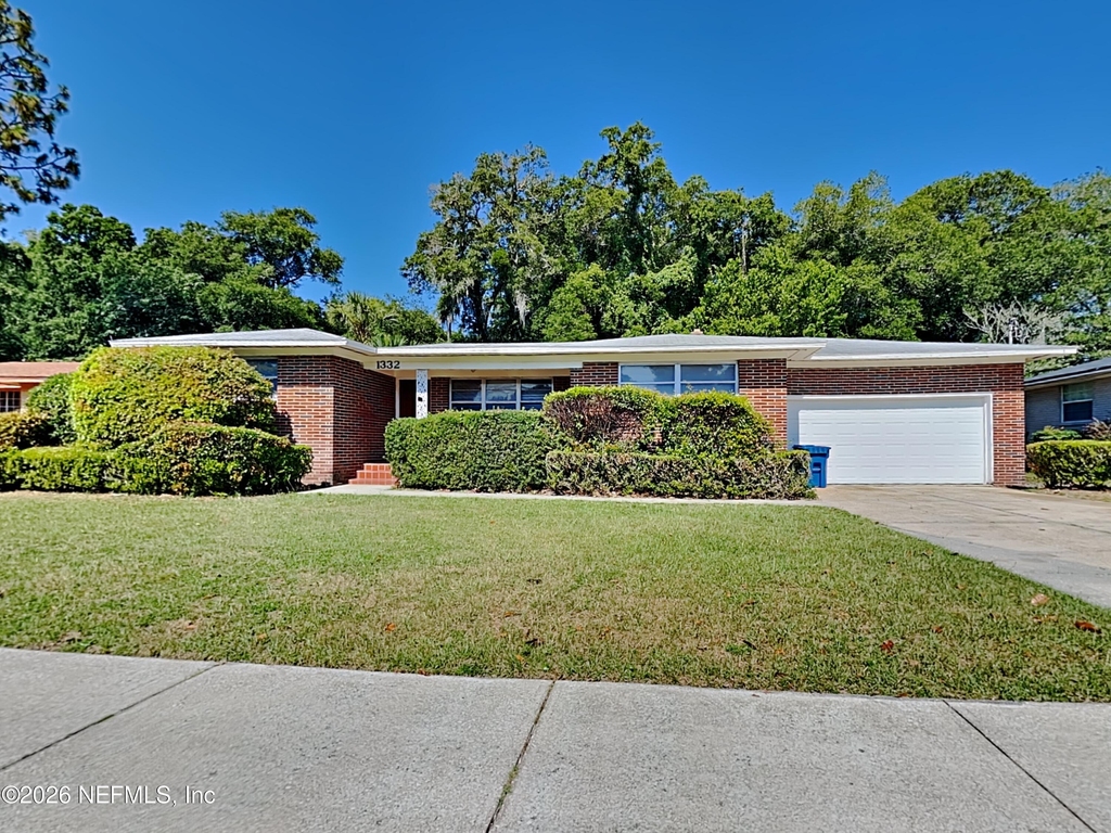1332 Arlingwood Avenue - Photo 0