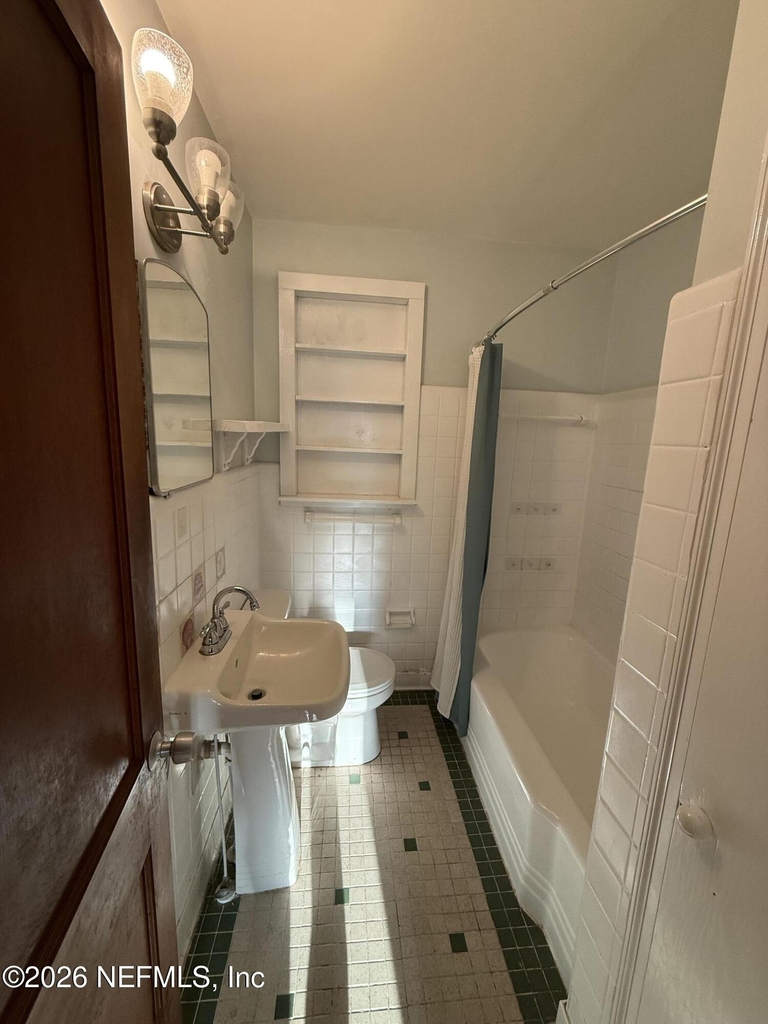 1096 East Coast Drive - Photo 11