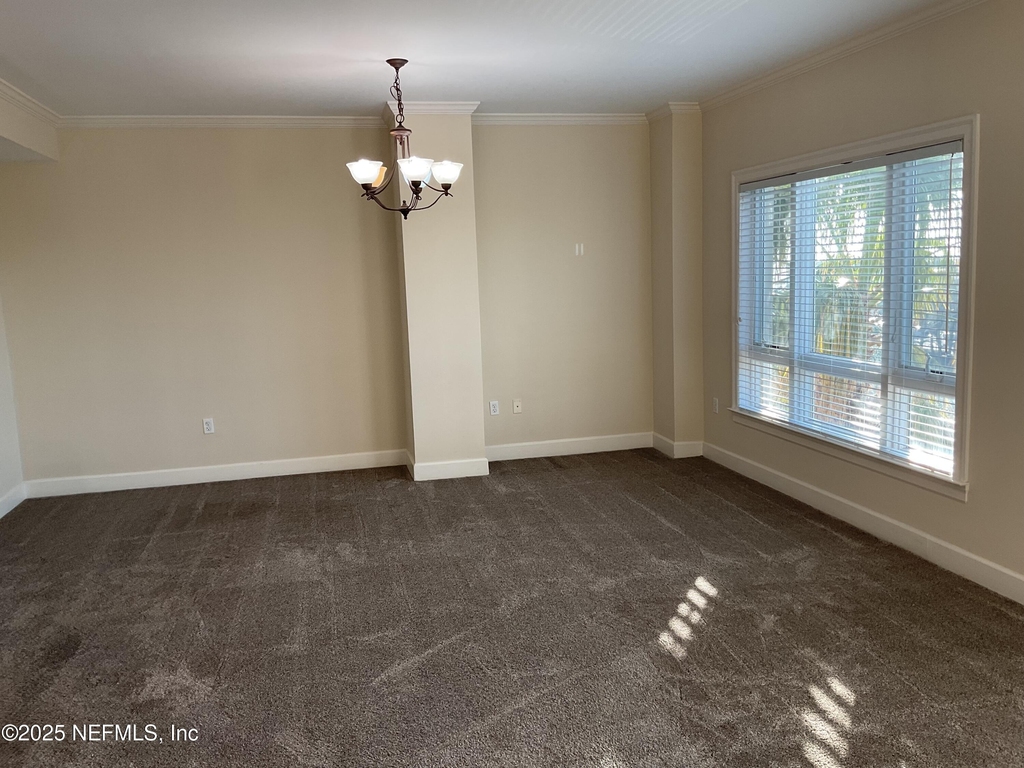 525 3rd Street N - Photo 3