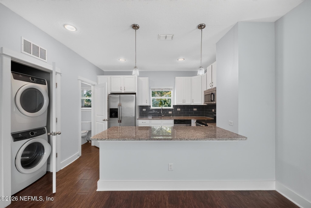843 3rd Avenue S - Photo 9
