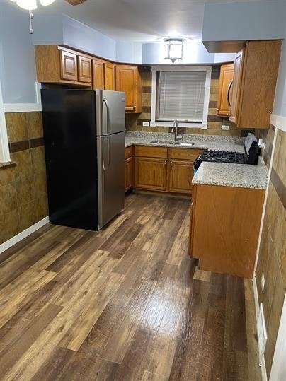 332 W 100th Street - Photo 10