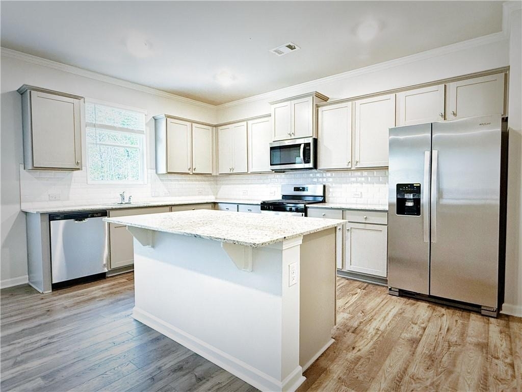 325 Belmont Drive - Photo 5