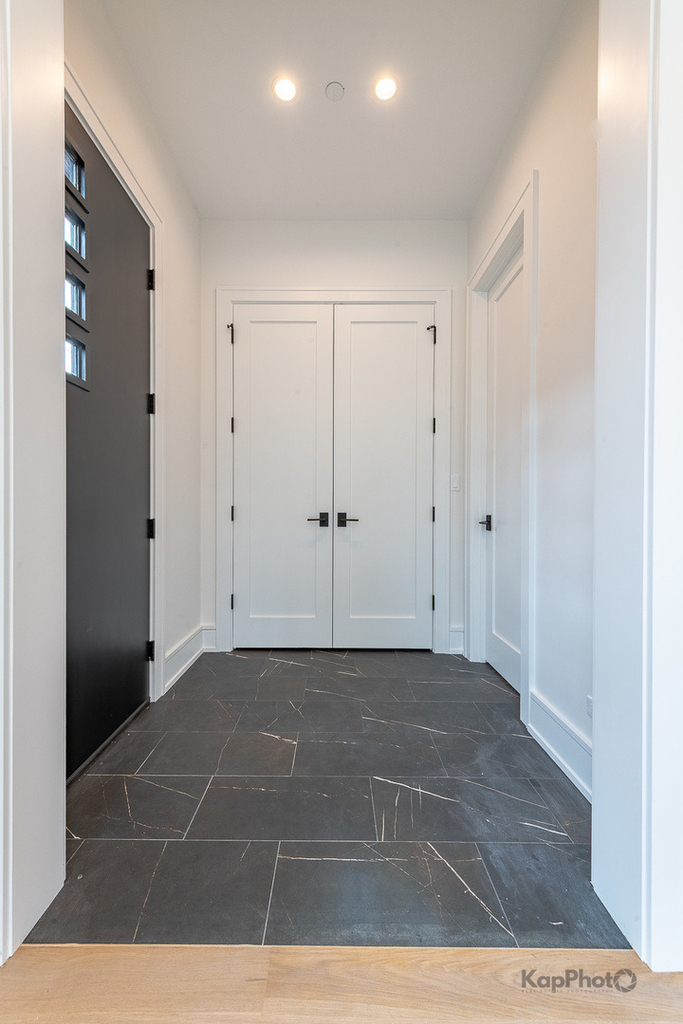 901 W Cullerton Street - Photo 2