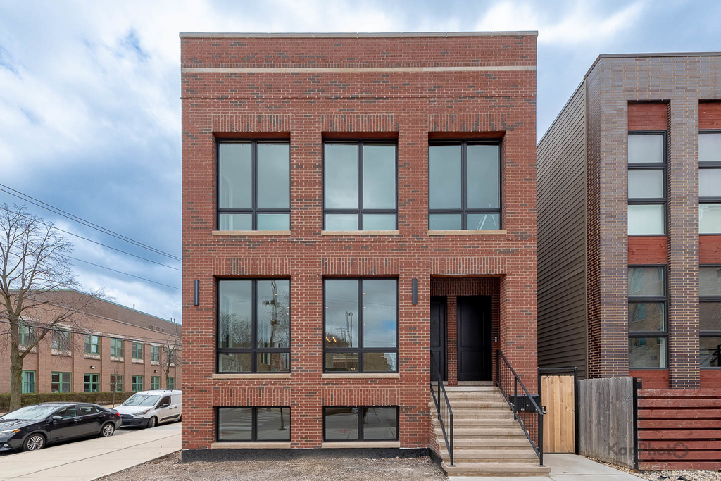 901 W Cullerton Street - Photo 0