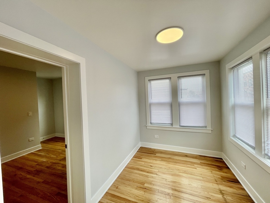 4853 W Augusta Boulevard - Photo 17